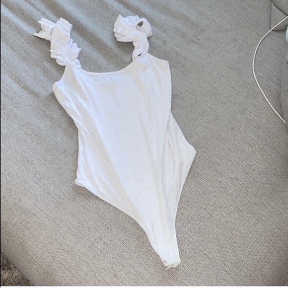 Zara Ribbed Bodysuit - Picture 5 of 6